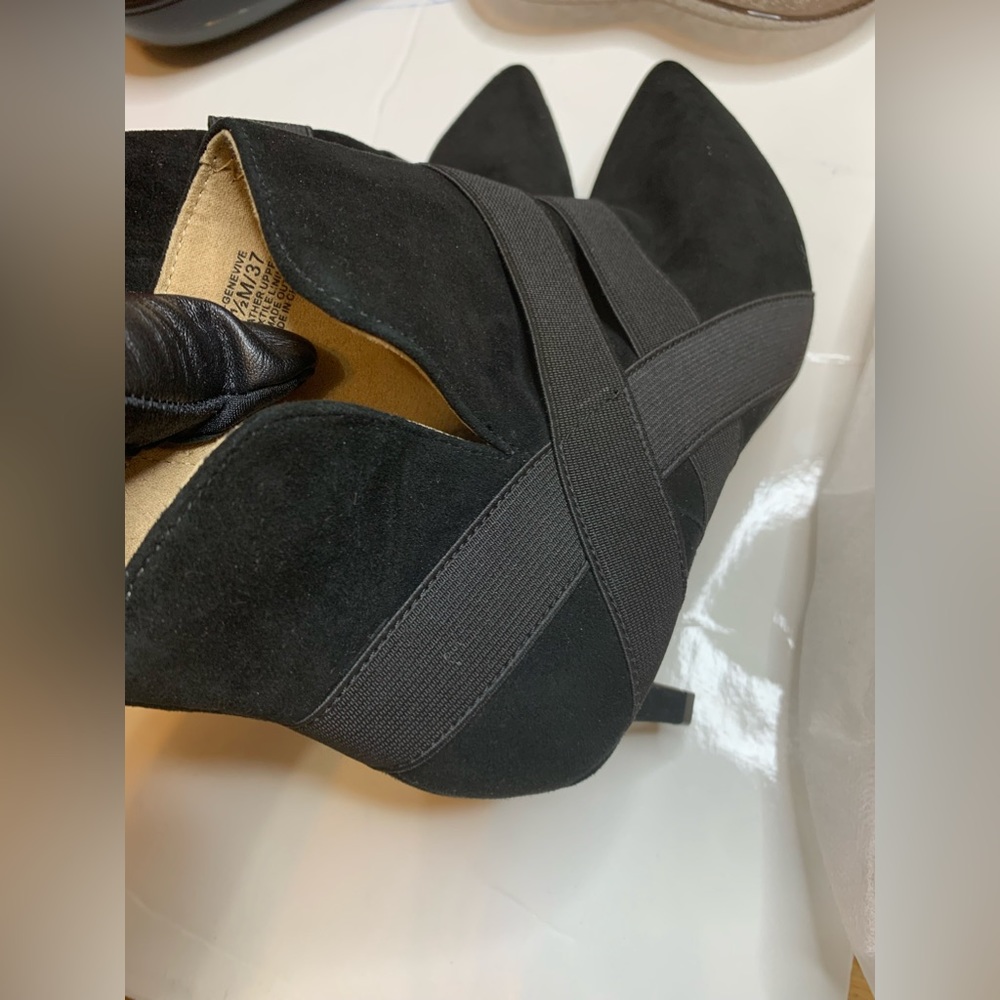 NWT G.I.L.I. Women's Gi-Genevive Pointed Toe Ankle Booties Black US 6 M New